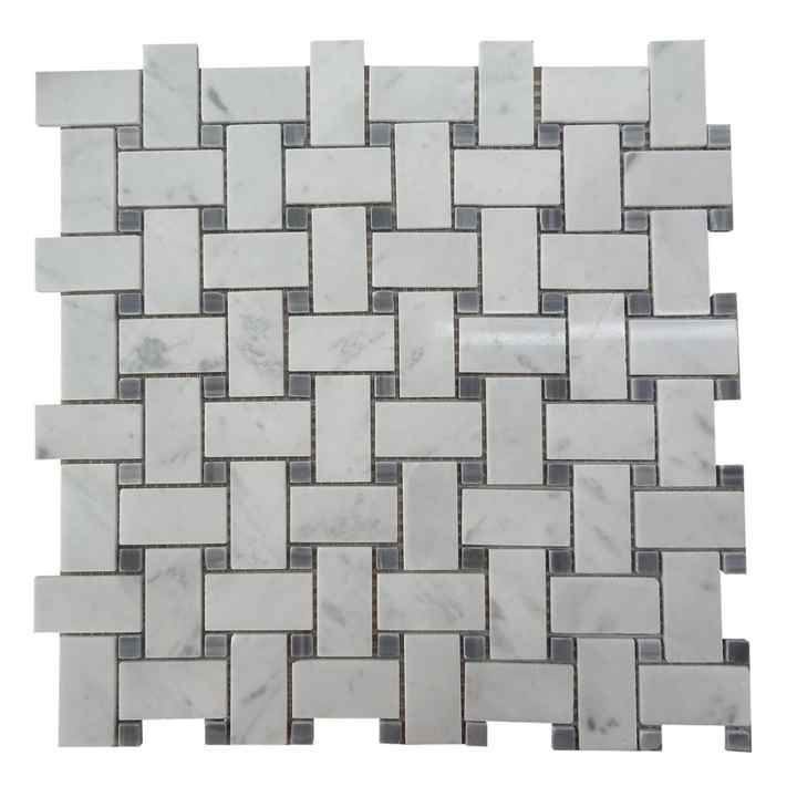 Gạch mosaic đá cẩm thạch đan rổ Bianco Carrara với các chấm đá cẩm thạch màu xám Bardigilo - Giải pháp thiết kế nội thất