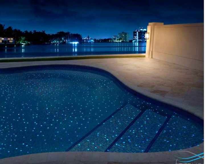 Gạch Mosaic Hồ Bơi Phát Sáng Màu Xanh Nhạt Giá Sỉ 2023