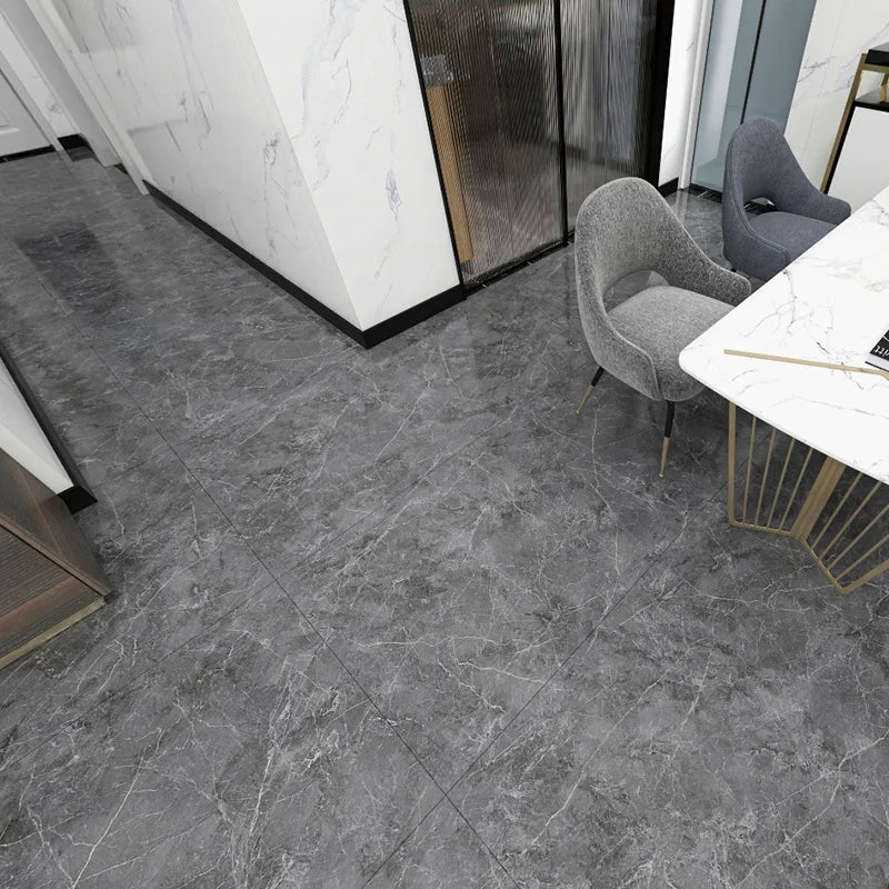 Tấm sứ lát sàn phòng ngủ sang trọng vân đá cẩm thạch bóng, kích thước lớn 750x1500mm