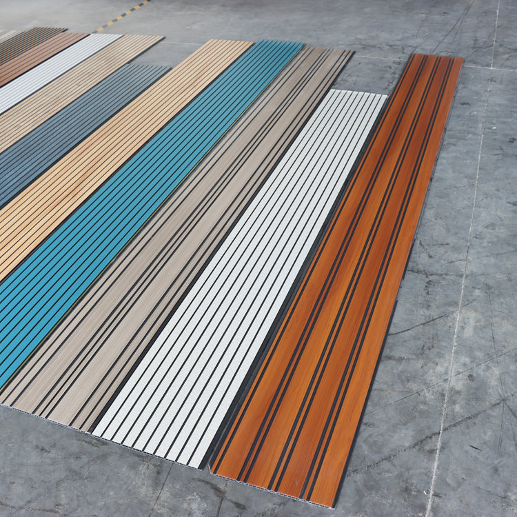 Tấm ốp trần/tường PVC chống thấm lưng đen 8mm dùng cho trang trí nội thất