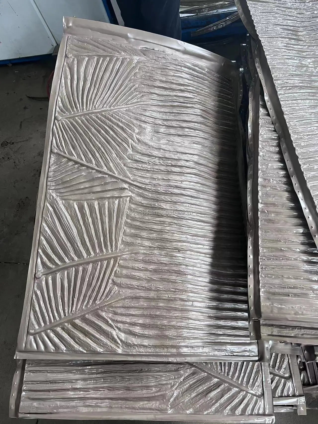 Synthetic Artificial Coconut Palm Leaf for Roof Tiles