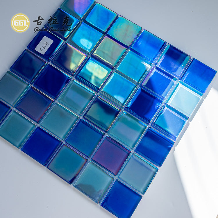 Gạch Mosaic Thủy Tinh Xanh Dương Óng Ánh Lấp Lánh Hình Vuông Bề Mặt Bóng Lý Tưởng Để Trang Trí Tường Khách Sạn Khu Vực Hồ Bơi