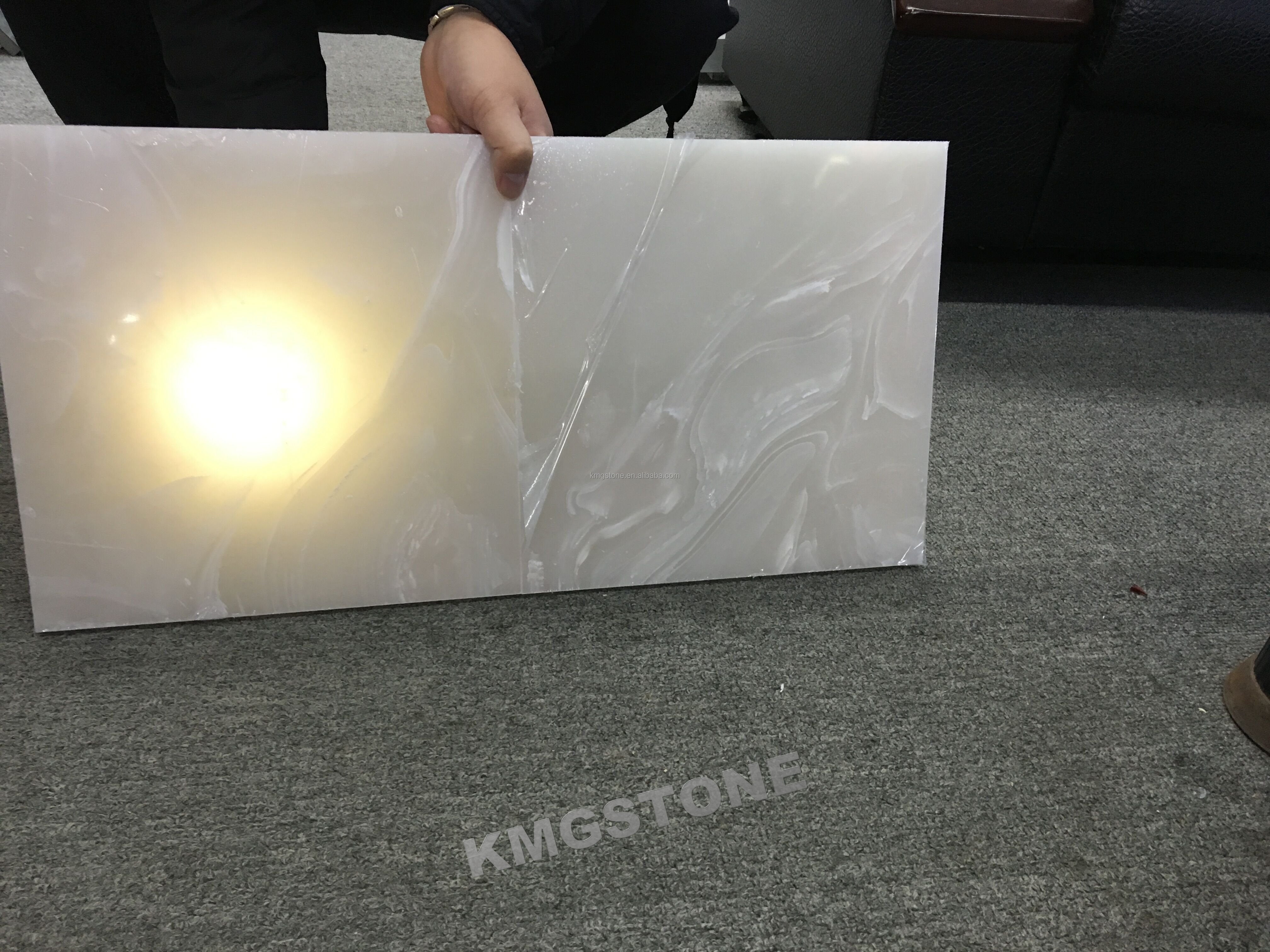 Tấm phiến đá cẩm thạch Onyx trắng đánh bóng Sang trọng Hiện đại dùng cho Sàn trong suốt, Tòa nhà văn phòng, Thiết kế đồ họa ngoài trời, Tấm lớn