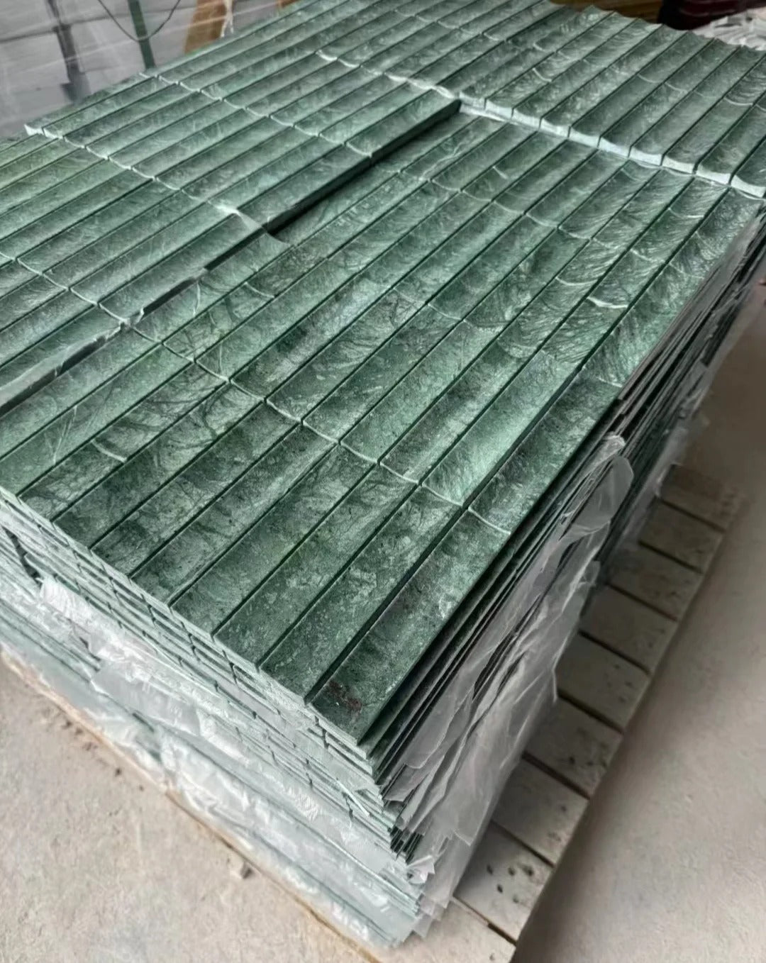 Gạch ốp tường Mosaic đá cẩm thạch Bianco Carrara xẻ rãnh, bề mặt bóng, dành cho tấm ốp cửa biệt thự mài mờ và khu vực tắm, bảo hành 1 năm, bút chì tùy chỉnh.