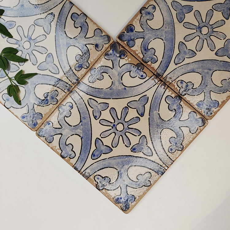 Gạch Sứ Xanh Trắng