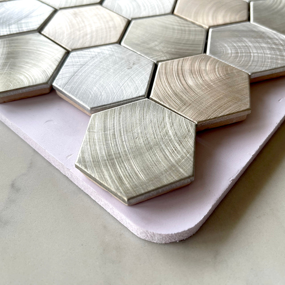Gạch Mosaic Thủy Tinh Màu Nâu Đồng Ốp Tường Bếp
