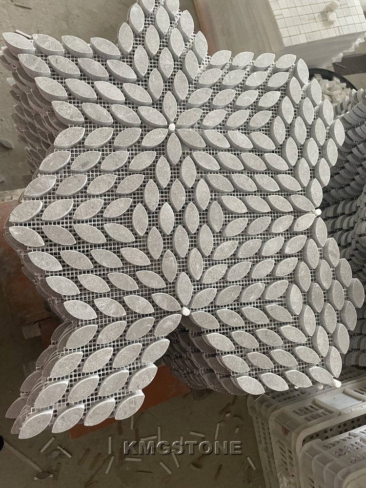 Gạch Mosaic Đá Cẩm Thạch Trắng Pha Lê Khắc Nước Với Khảm Đồng, Trang Trí Đá Thanh Lịch