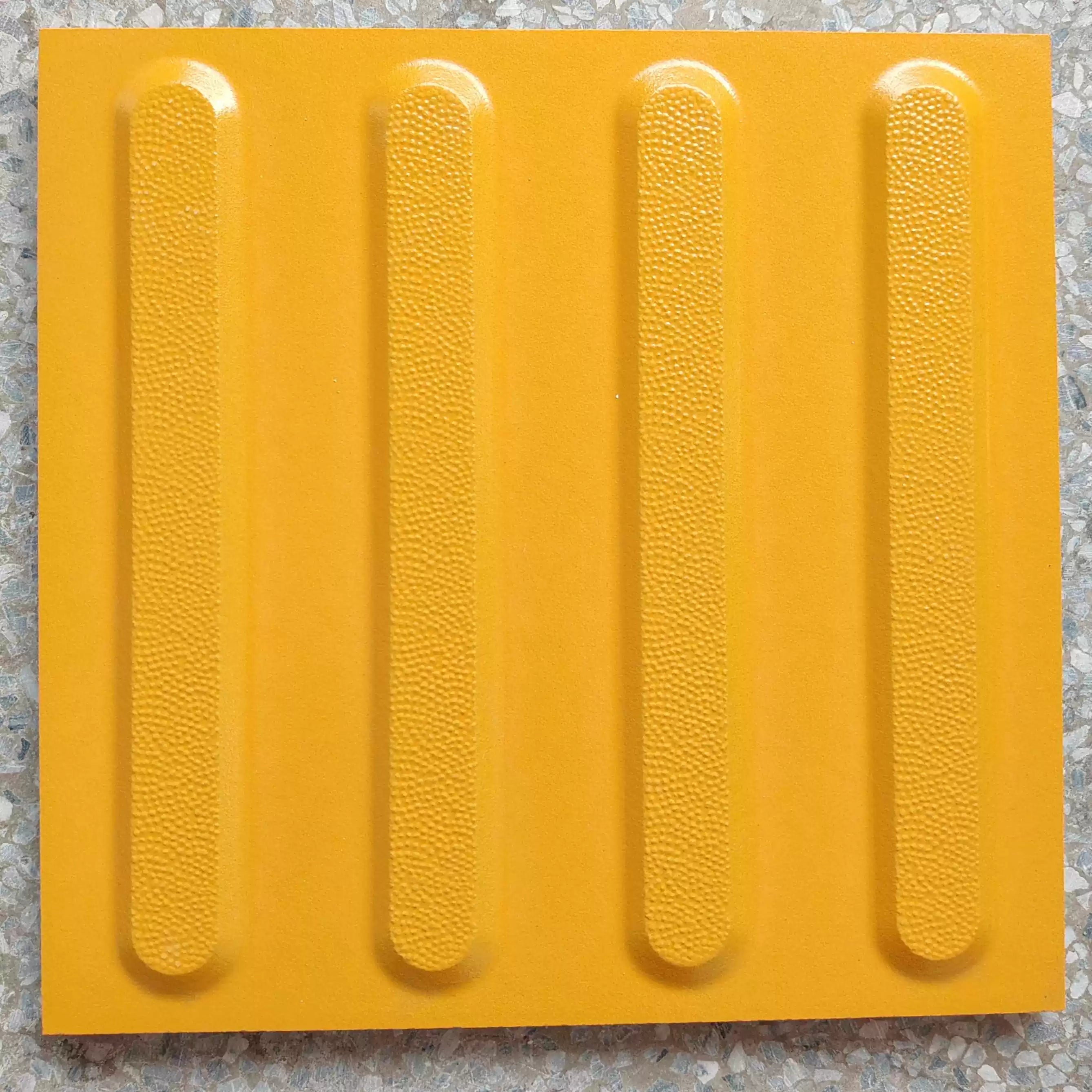 Gạch sứ lát đường dẫn hướng dạng sọc ngoài trời 300x300x15mm