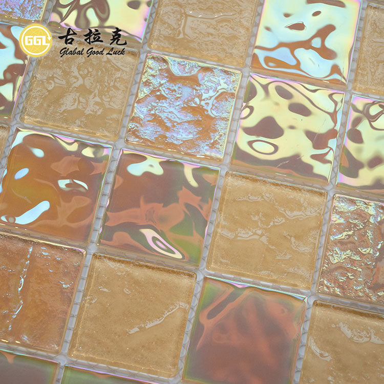 Gạch Mosaic Thủy Tinh Vàng Nhạt Hình Vuông Dày 4mm Trực Tiếp Từ Nhà Máy Dùng Cho Hồ Bơi Ngoài Trời & Spa
