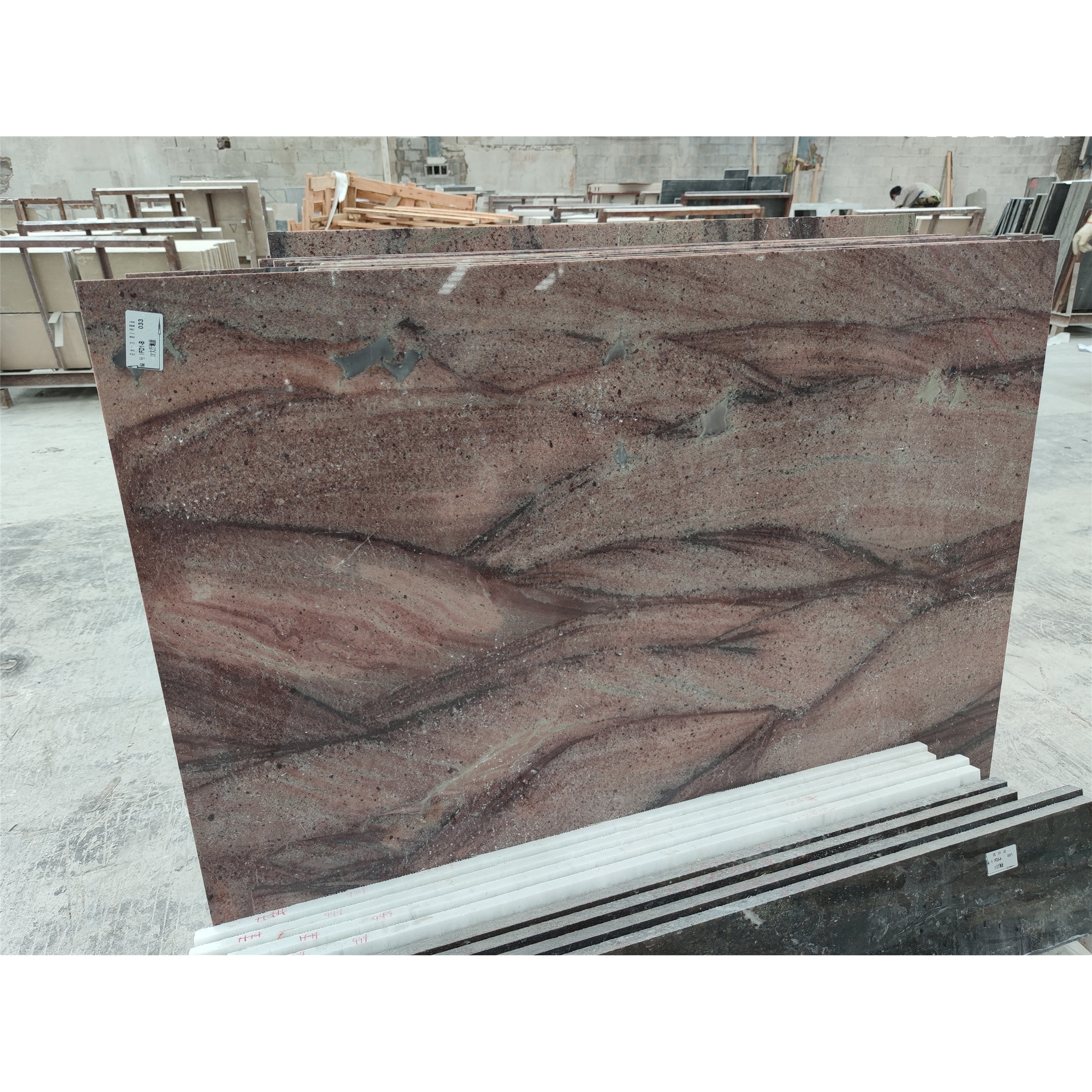 Đá Quartzite tinh thể đỏ ốp tường đánh bóng tự nhiên trang trí