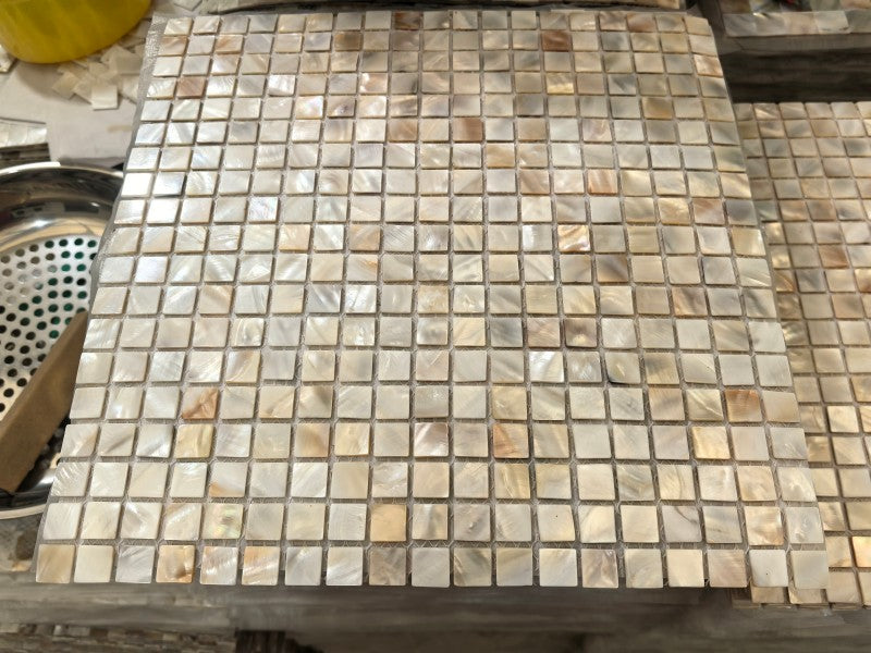 Tấm Mosaic Vỏ Xà Cừ Tự Nhiên Màu Trắng Thiết Kế Hiện Đại Dùng Cho Ốp Bếp, Phòng Tắm, Hồ Bơi