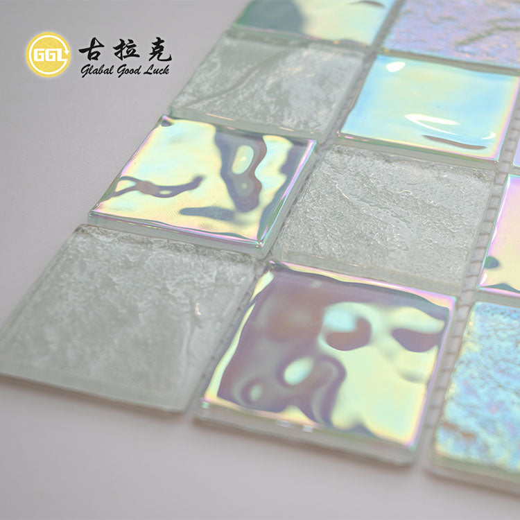 Gạch mosaic thủy tinh vuông màu xanh lá nhạt óng ánh trực tiếp từ nhà máy dùng cho tường nội thất và trang trí biệt thự