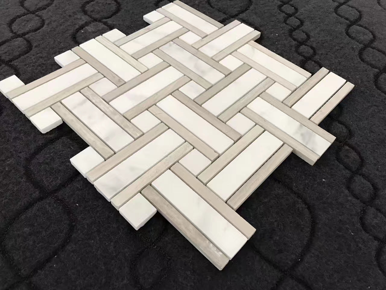 Gạch Mosaic Đá Cẩm Thạch Trắng Thời Trang