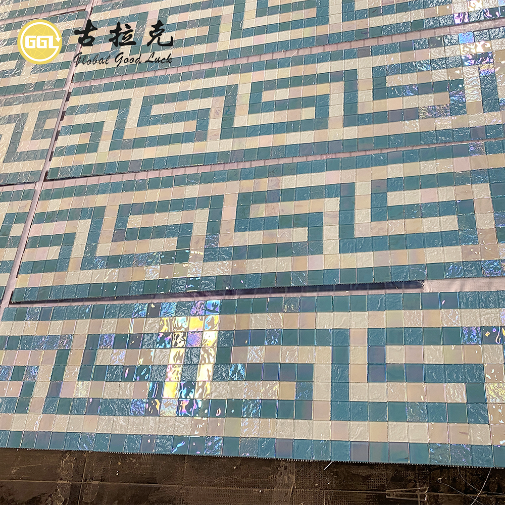 Gạch Mosaic Thủy Tinh Pha Lê Trắng Xanh Sang Trọng Phong Cách Thiết Kế Tùy Chỉnh Dành Cho Hồ Bơi, Khách Sạn & Tường Điểm Nhấn