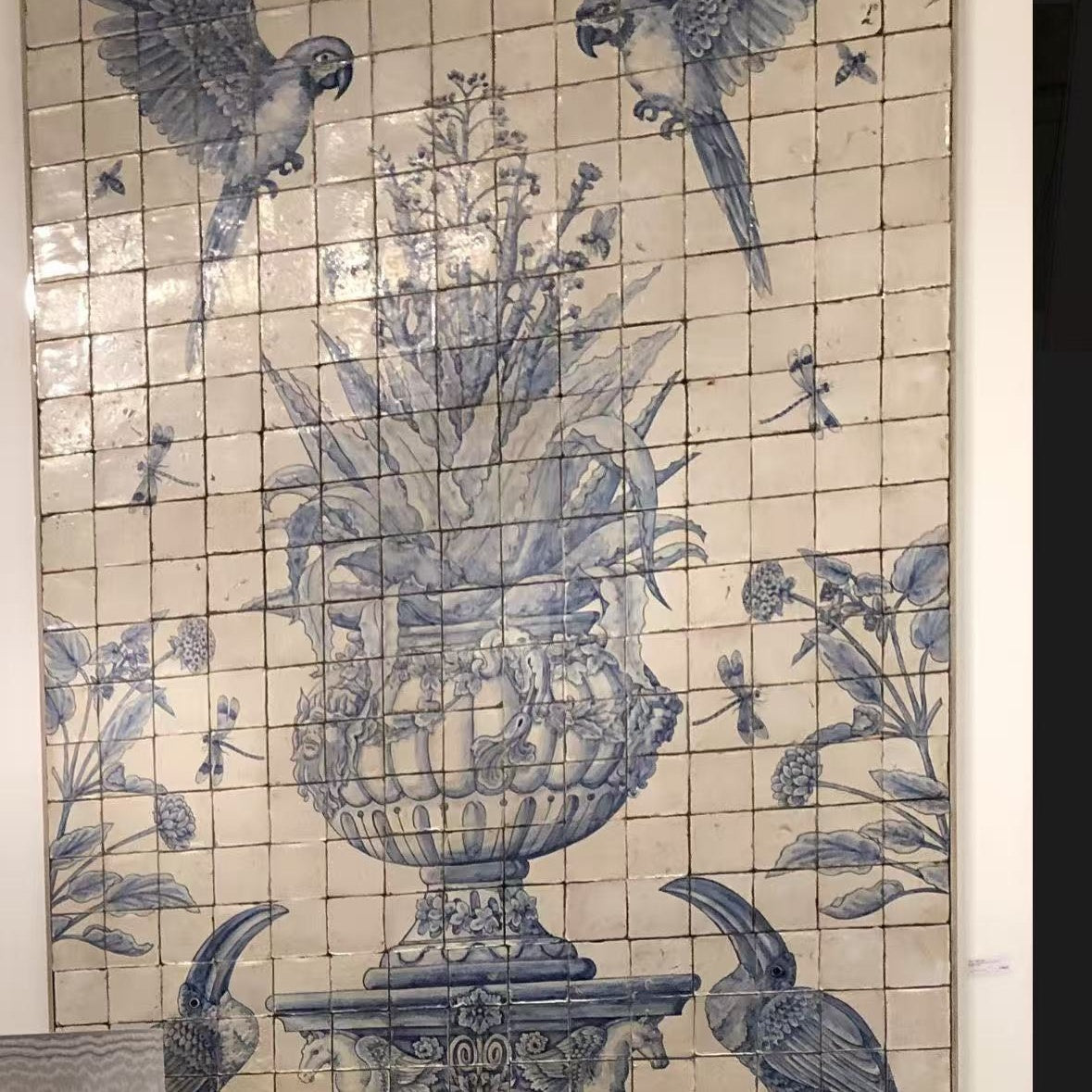 Gạch Bồ Đào Nha vẽ tay xanh-trắng phong cách Retro tùy chỉnh, thiết kế hiện đại, làm thủ công