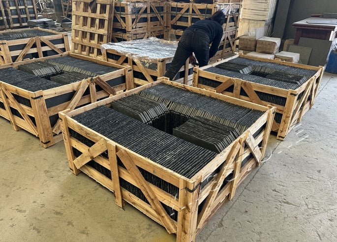 Ngói Lợp Mái Đá Phiến Đen Tự Nhiên Phong Cách Hiện Đại với Các Đặc Tính Chống Thấm Nước và Chịu Nhiệt Độ Cao Có Thể Tùy Chỉnh, Dành Cho Sử Dụng Ngoài Trời