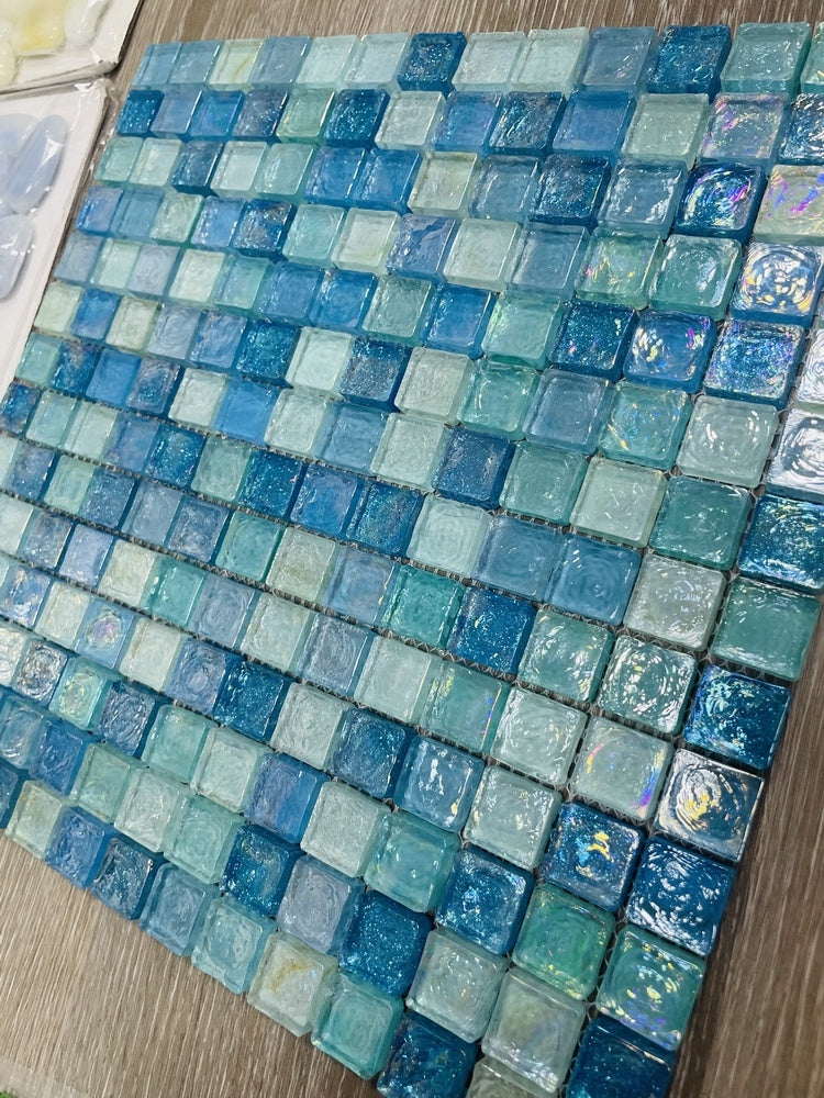 Gạch Mosaic Thủy Tinh Hiện Đại