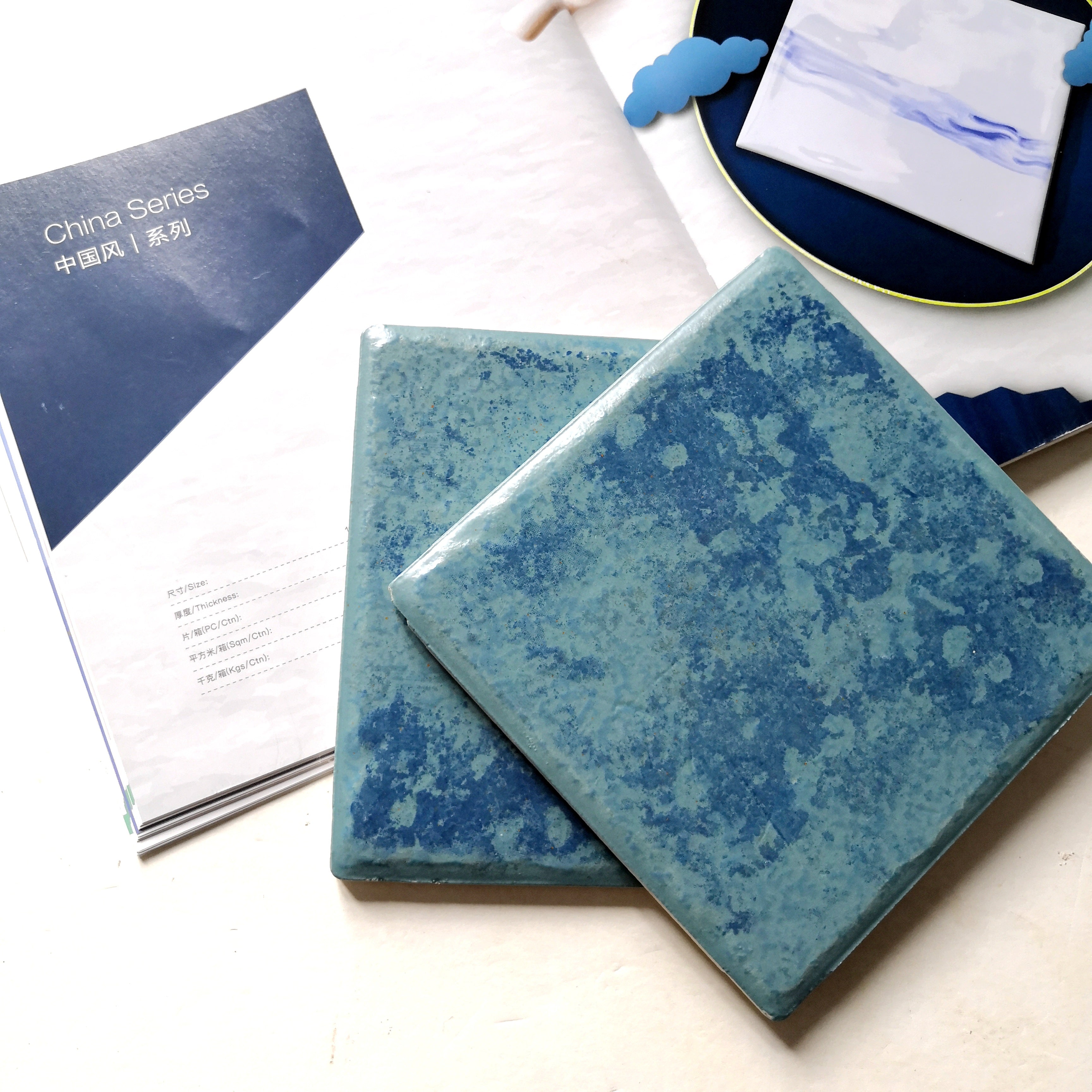 Gạch gốm thủ công kiểu Địa Trung Hải màu xanh 100*100mm