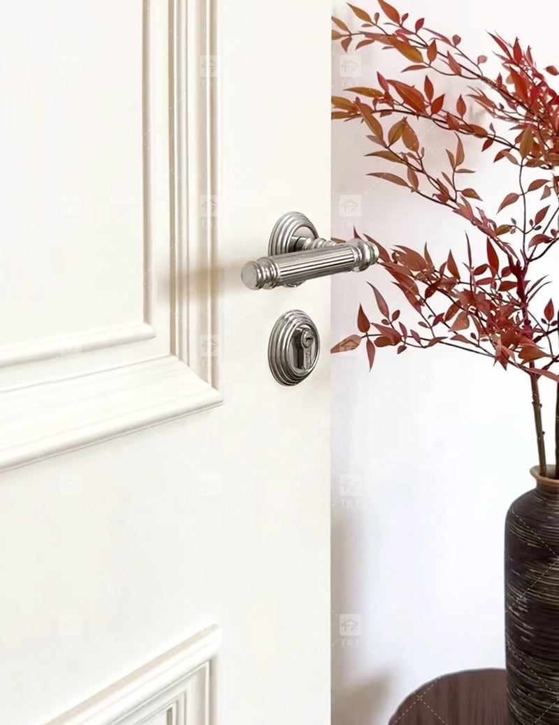 Cửa Nội Thất Gỗ Tự Nhiên Chống Nước Hiện Đại, Thiết Kế Mới