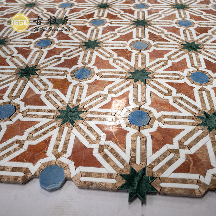 Gạch Mosaic Hoa văn tùy chỉnh từ Đá cẩm thạch Rosso Alicante và Azul Macaubas dùng để trang trí nội thất