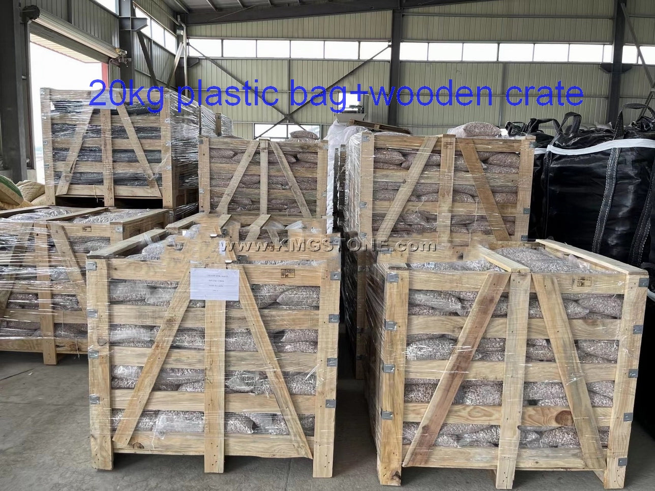 Đá Sông Cuội Tự Nhiên Đỏ Đánh Bóng Cao Giá Xuất Xưởng Trực Tiếp Dùng Cho Ứng Dụng Công Viên