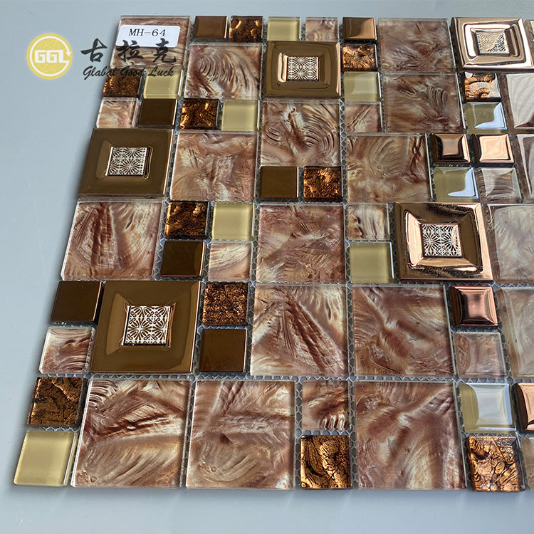 Gạch Mosaic Kính Tiêu Chuẩn Họa Tiết Vàng Sang Trọng Giá Tốt