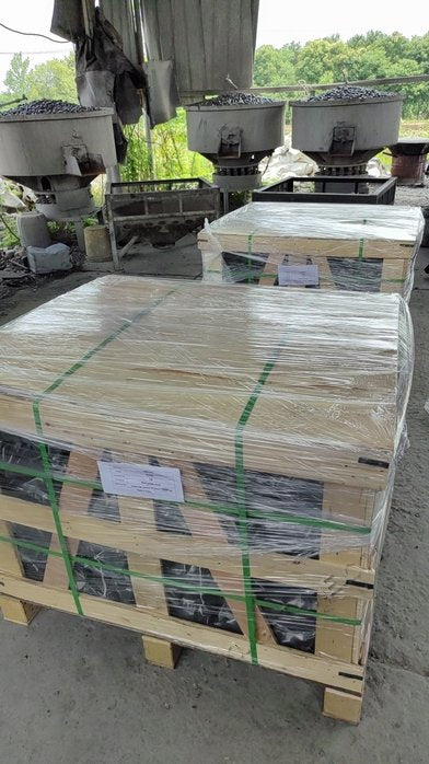 Đá cuội và sỏi đá sông tự nhiên mài bóng đen