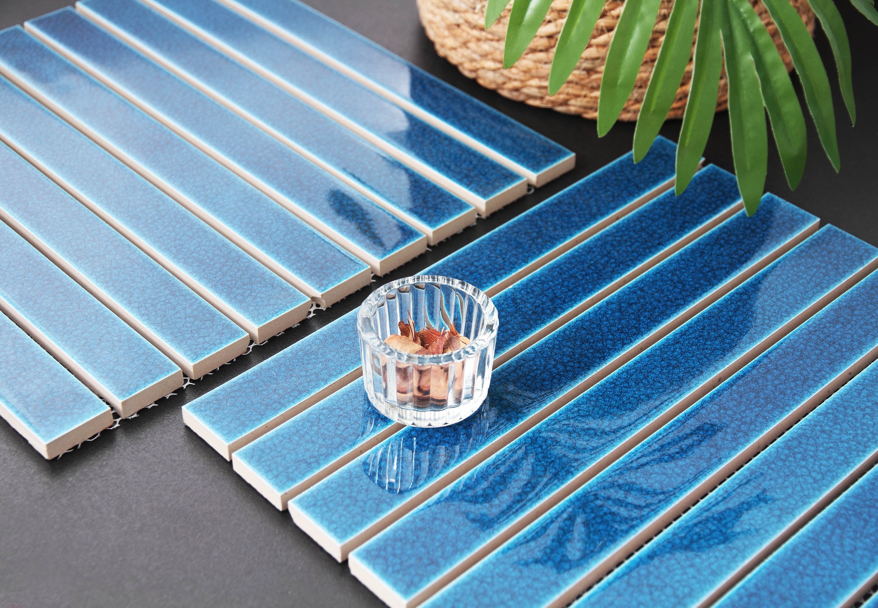 Gạch Ốp Tường Nội Thất Gốm Mosaic Hiện Đại Tối Giản Thanh Dài Nhỏ Vân Băng Cho Bếp, Phòng Tắm, Quầy Bar