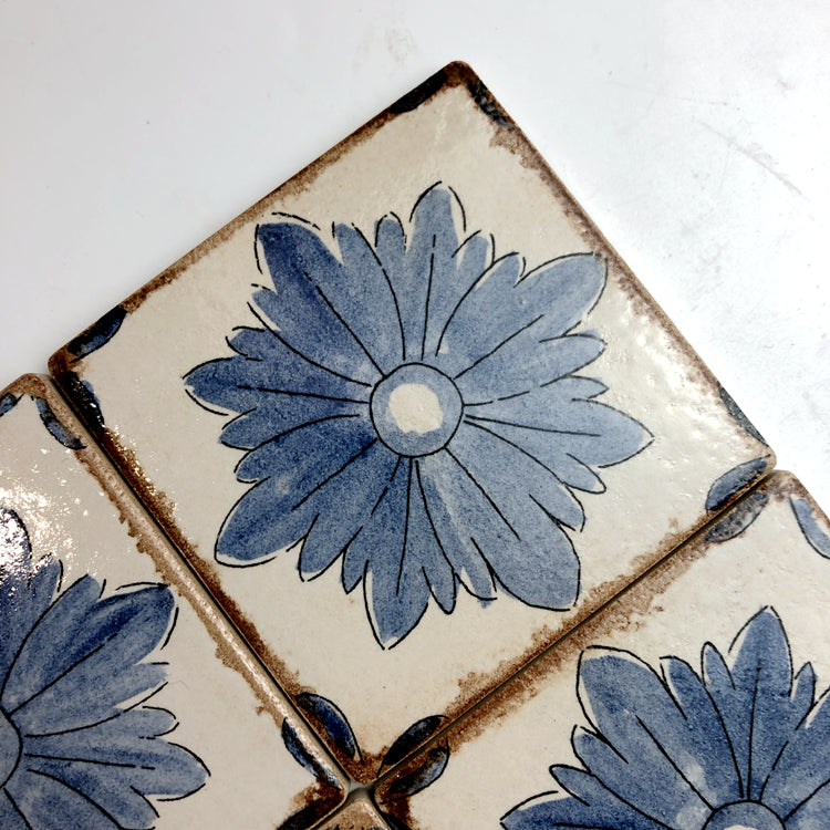 Gạch vẽ tay hoạ tiết hoa 10x10cm phong cách vintage nghệ thuật trang trí biệt thự