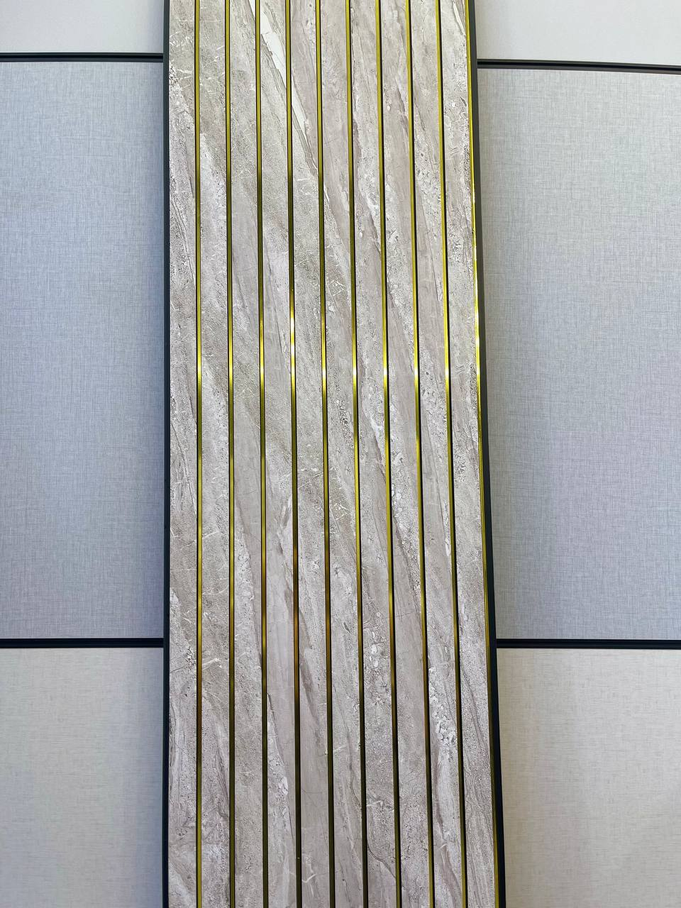 Tấm ốp trần/tường PVC dạng sáo chất lượng cao dùng để trang trí nội thất