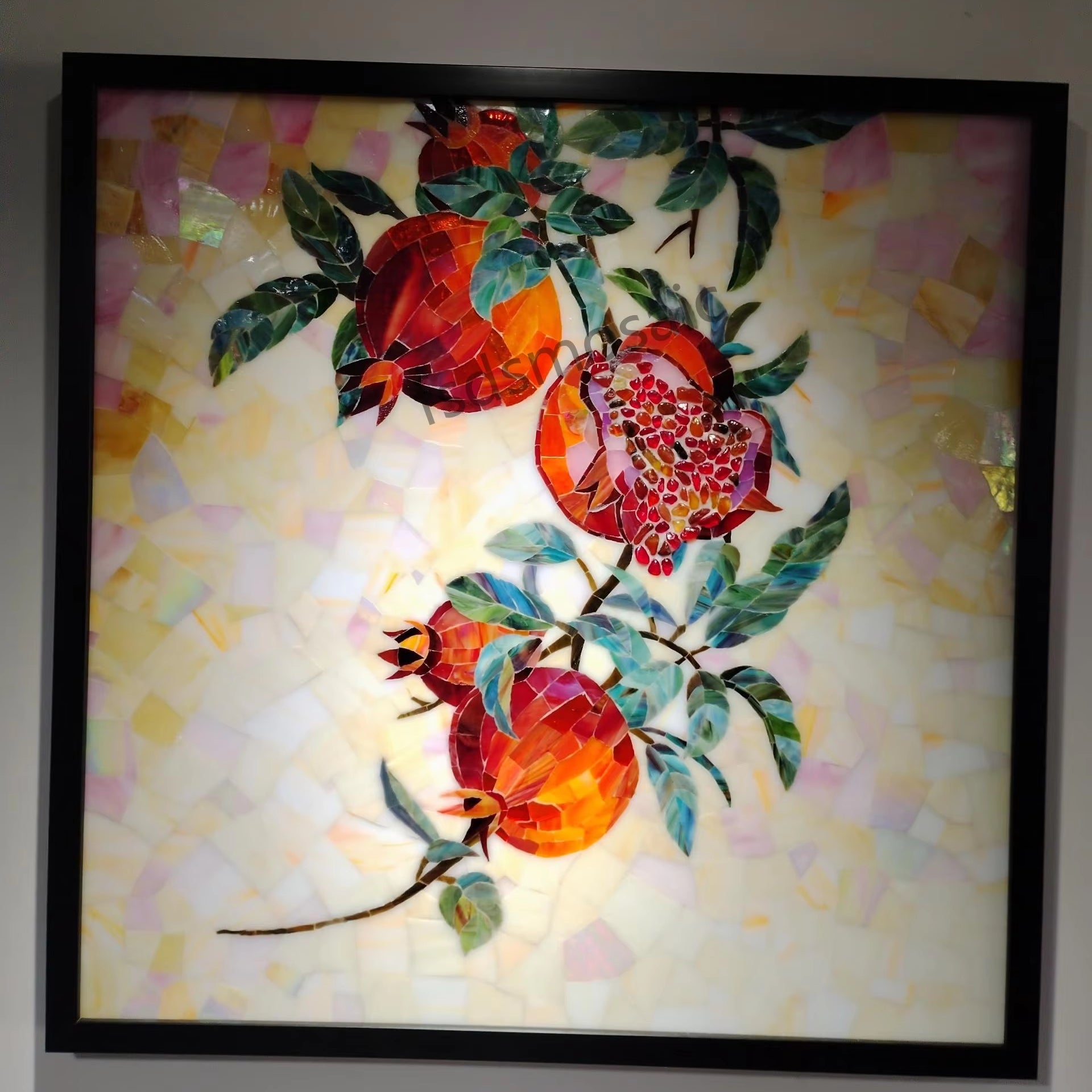 Tranh gốm mảnh ghép quả lựu hiện đại