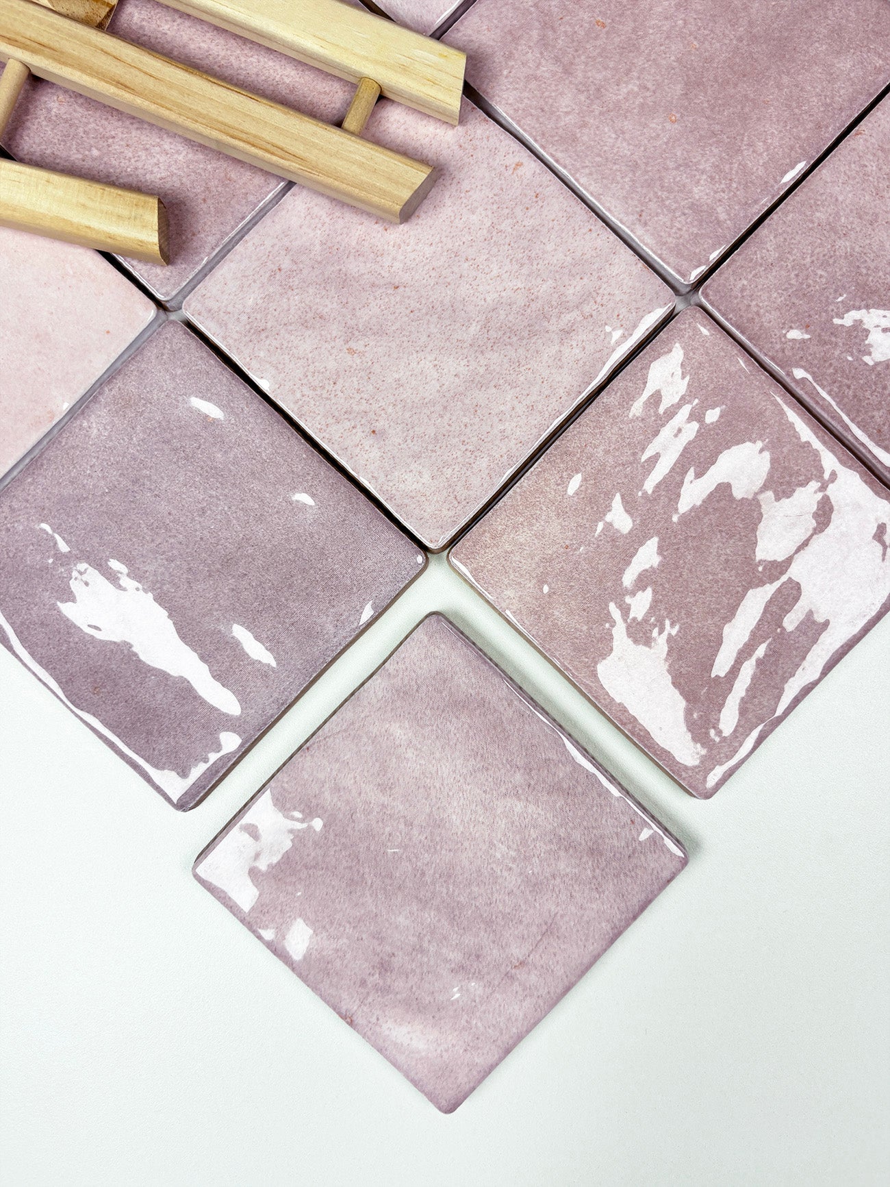 Gạch ốp tường thủ công vitrified phong cách Pháp 100x100mm, thiết kế màu kem bóng mờ