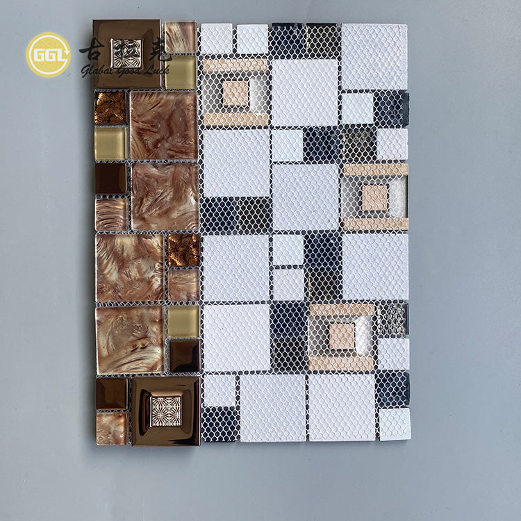 Gạch Mosaic Kính Tiêu Chuẩn Họa Tiết Vàng Sang Trọng Giá Tốt