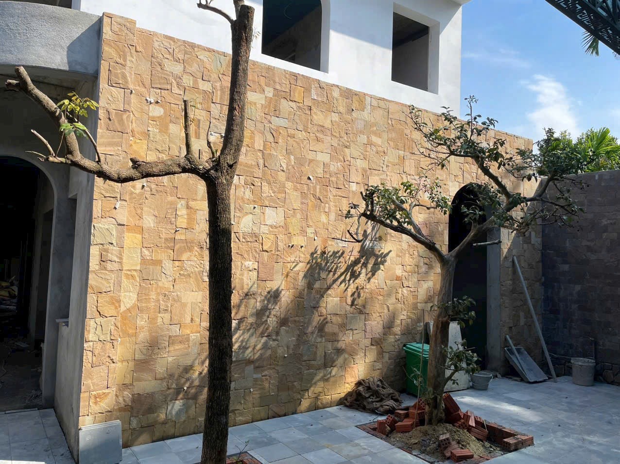 Đá Vàng Sa Mạc Ốp Tường – Mang vẻ đẹp hoang sơ vào không gian sống