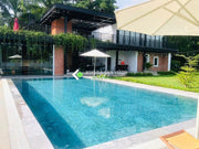 Đá trắng vân mây lát hồ bơi