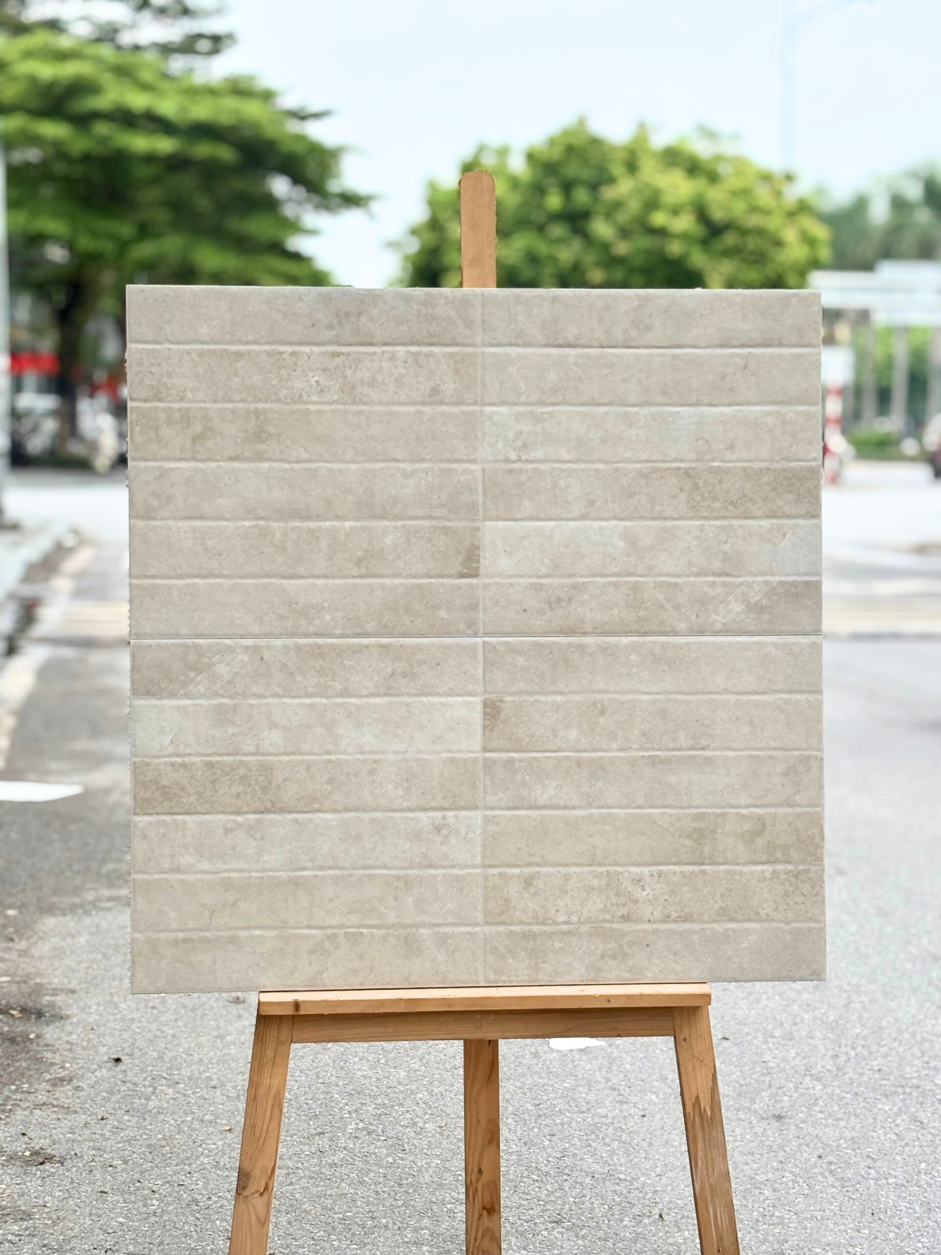 Gạch ốp lát 400x800 mã M831 (1thùng/ 1.92m2/ 6v/ 36,5kg) – Daisan Store