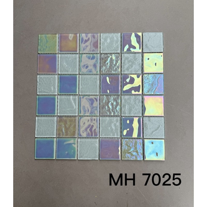 Gạch mosaic thủy tinh lấp lánh MH 7025 – Daisan Store