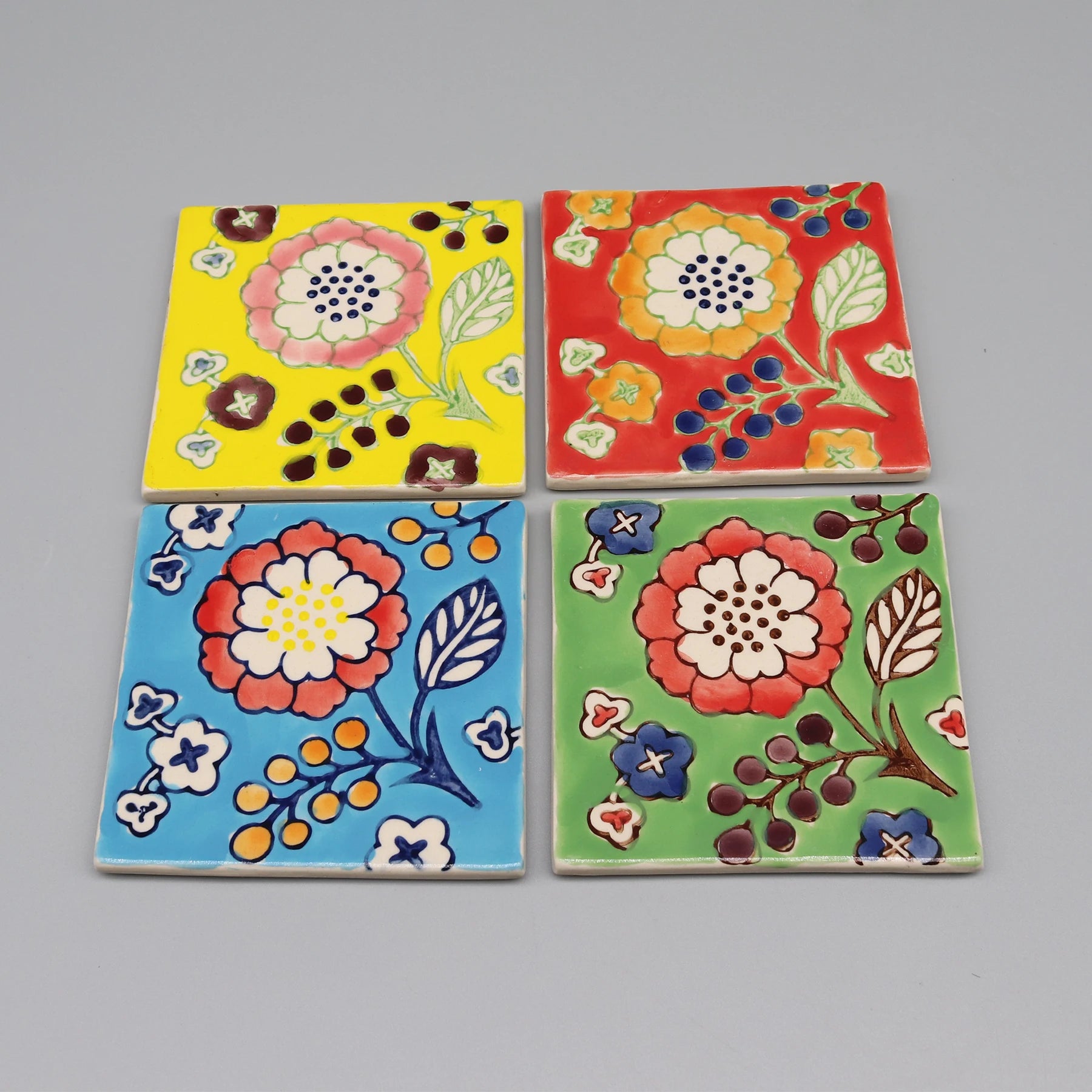 Gạch Men Trang Trí Xanh Trắng - Sắc Màu Ngôi Nhà