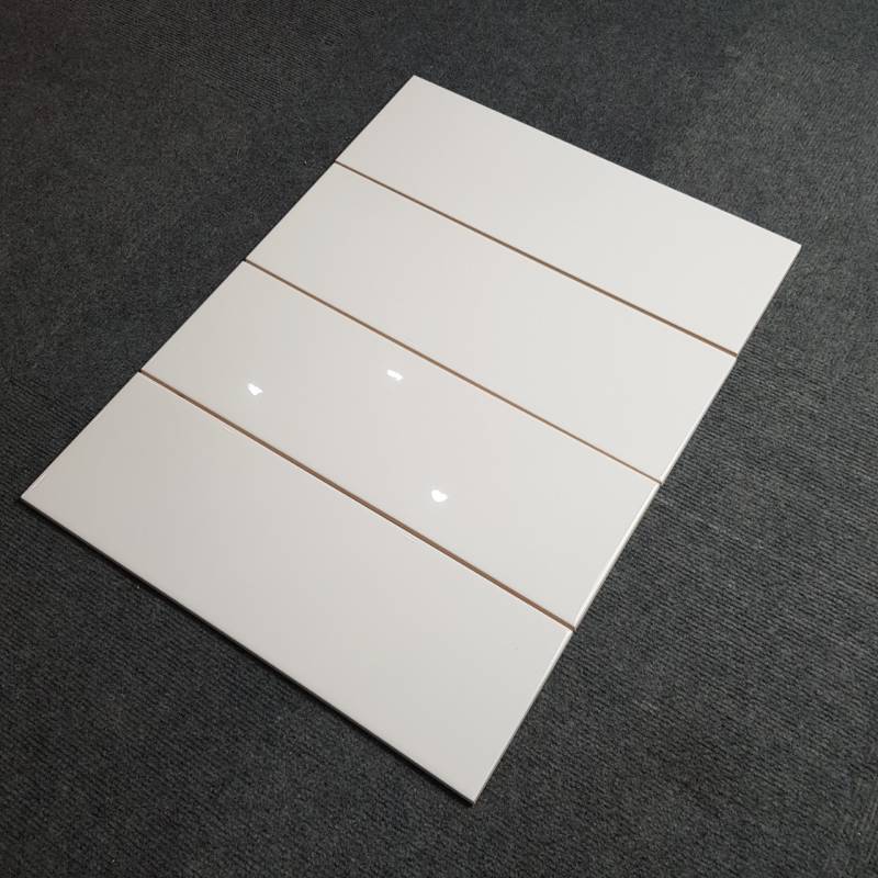 Gạch thẻ trắng bóng phẳng KT 150x450x16mm mã STA15450 – Daisan Store