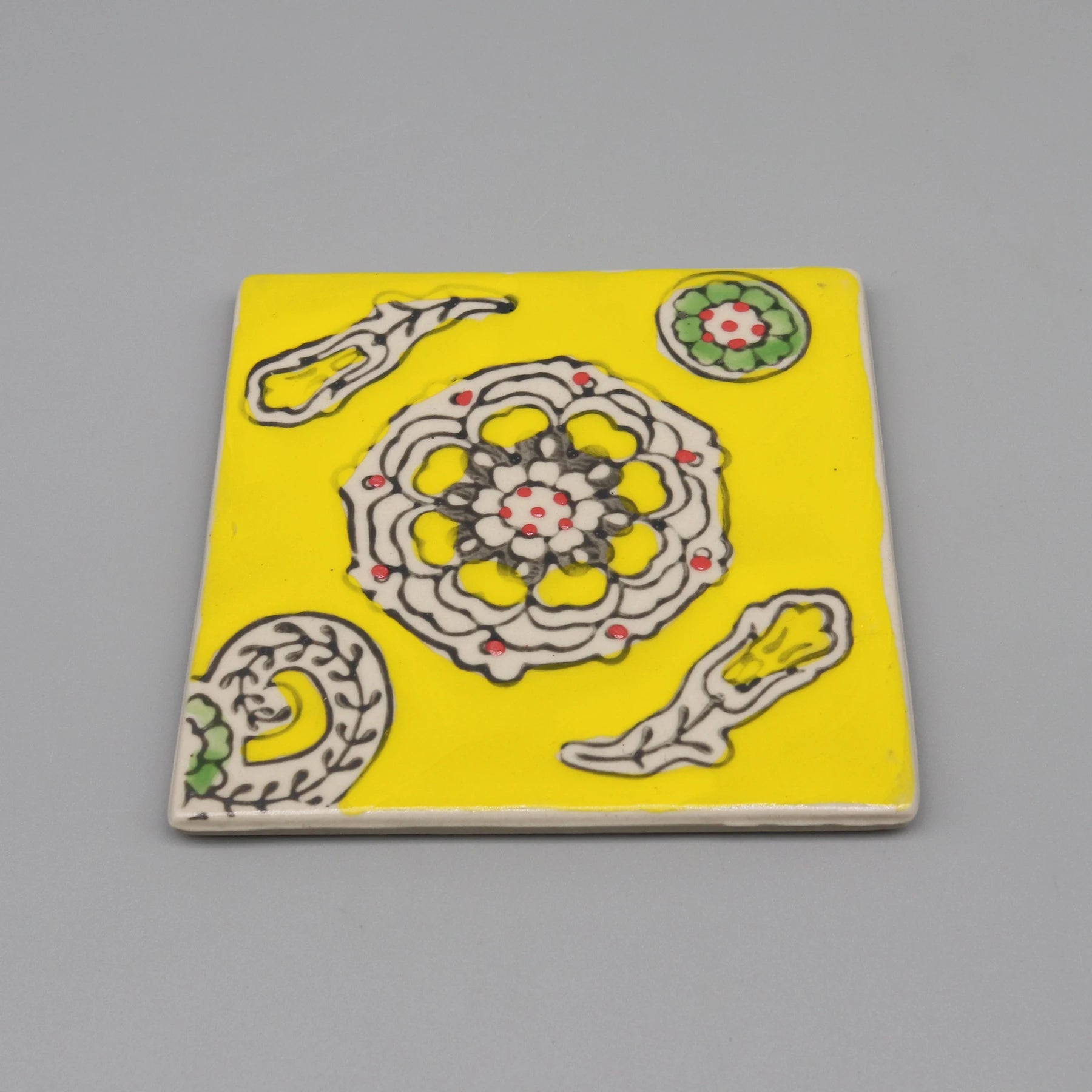 Gạch Men Trang Trí Xanh Trắng - Sắc Màu Ngôi Nhà