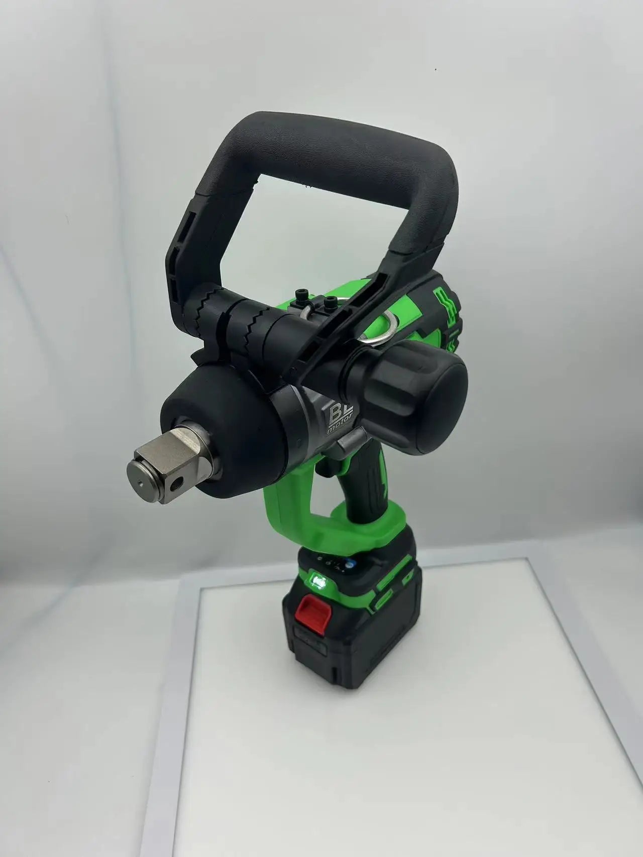 Máy Vặn Bu Lông Va Đập Không Dây Brushless 3000NM Makita