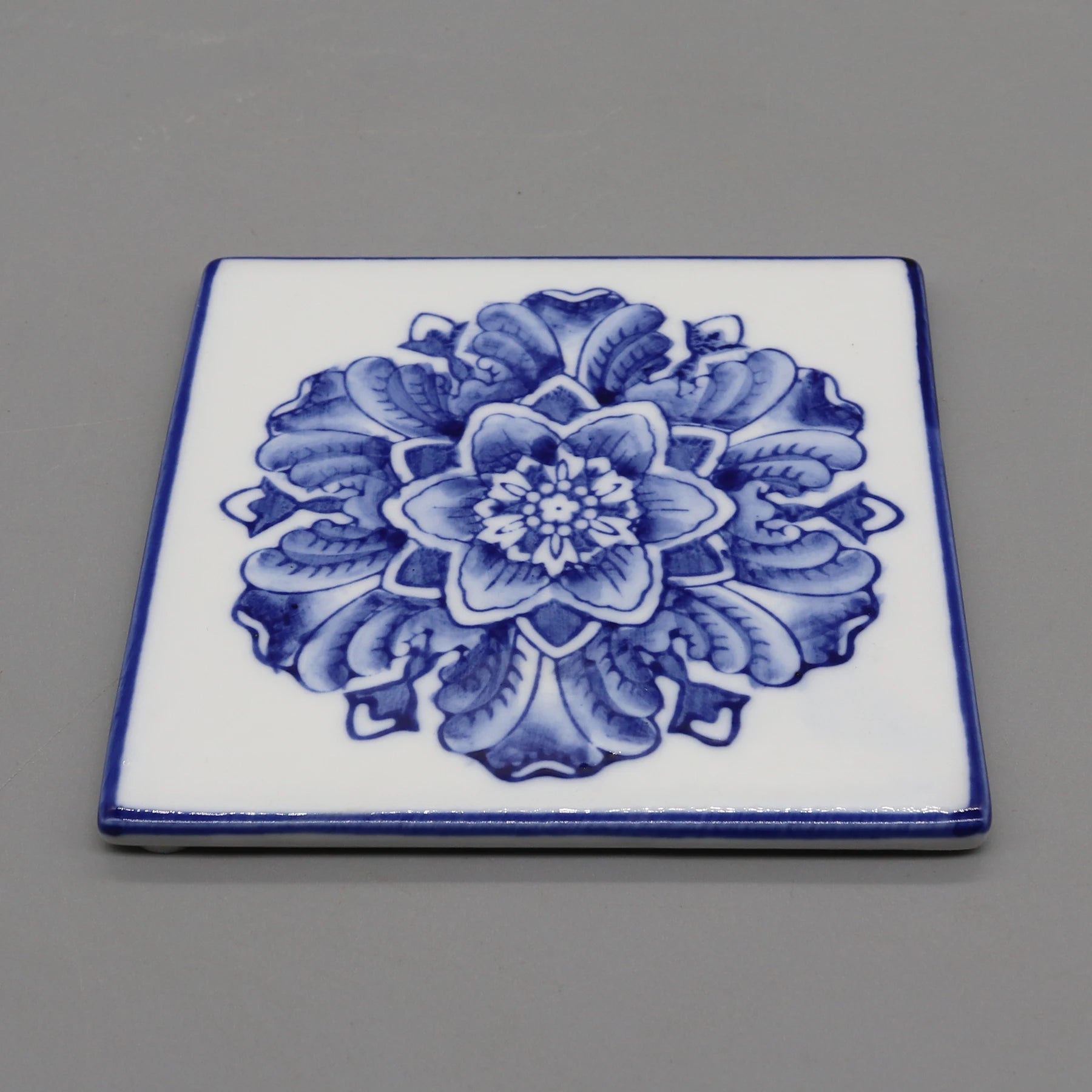 Gạch Men Trang Trí Xanh Trắng - Sắc Màu Ngôi Nhà