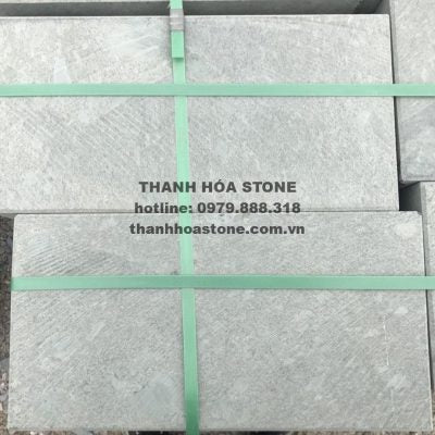 Đá xanh rêu cắt thô