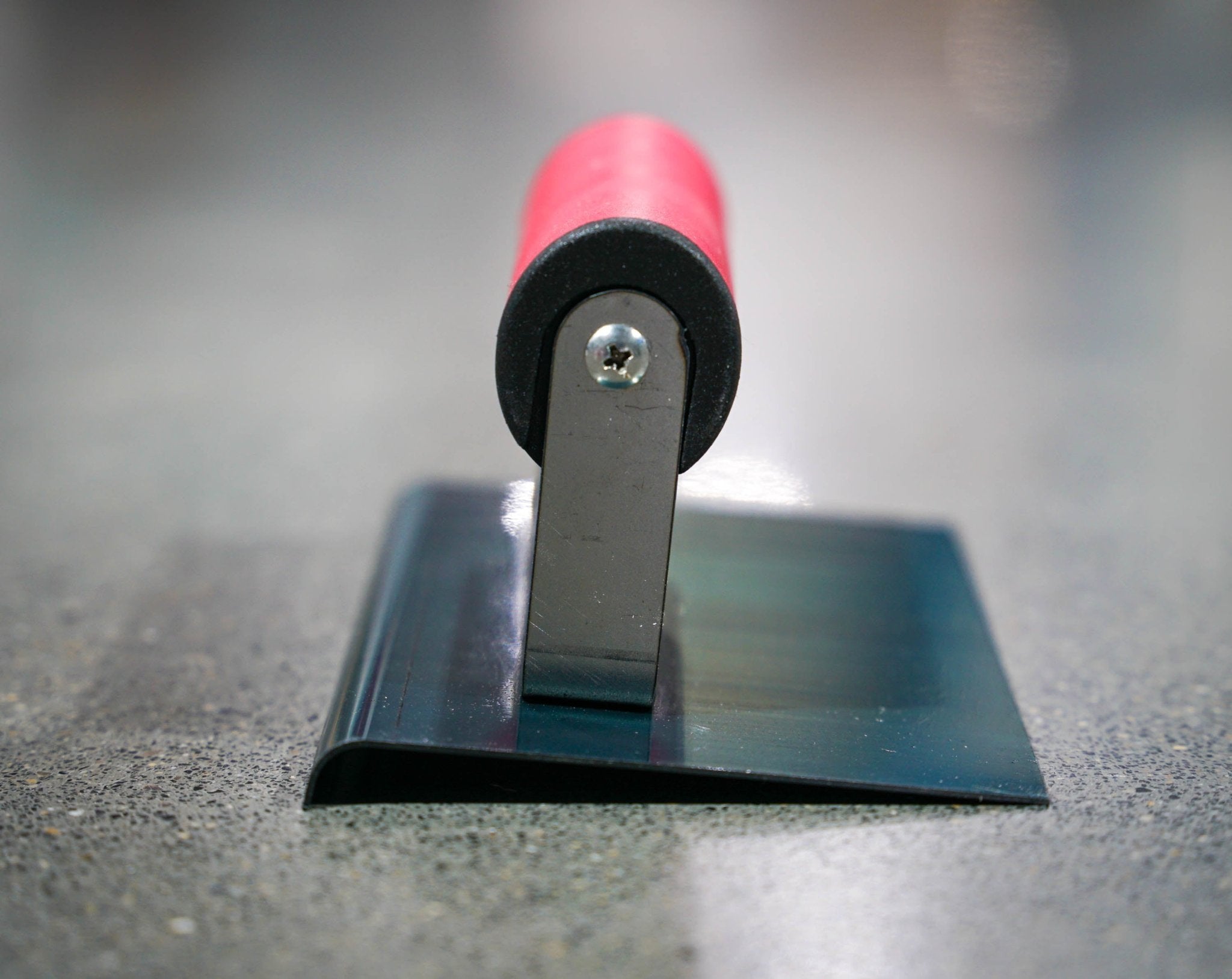 Bay mới Cào xi măng thép xanh - Daisan Store