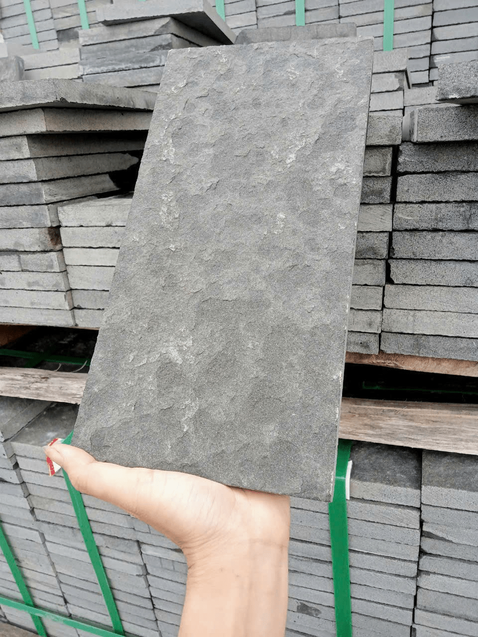 Đá Bazan khò 15x30x1,8 - Daisan Store