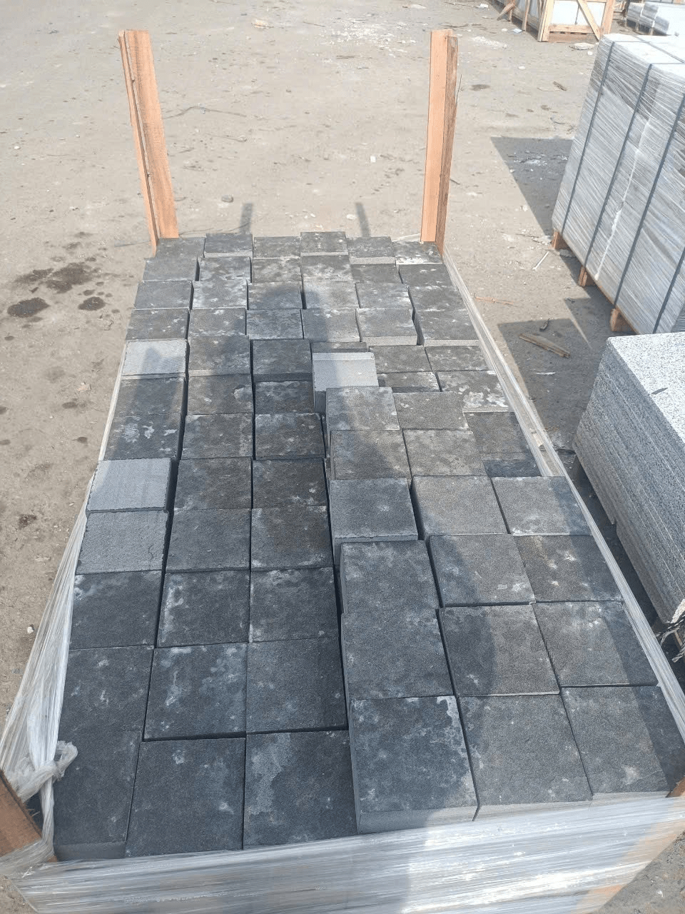 Đá mài xanh 15x15x1,8 - Daisan Store