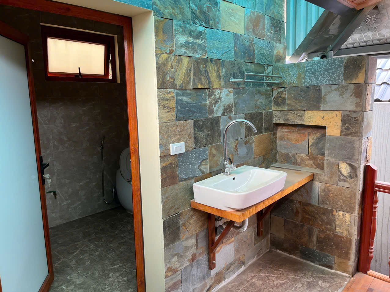 Đá Ốp Tường Đa Sắc Nghệ Thuật Trang Trí Nội Thất - Daisan Store