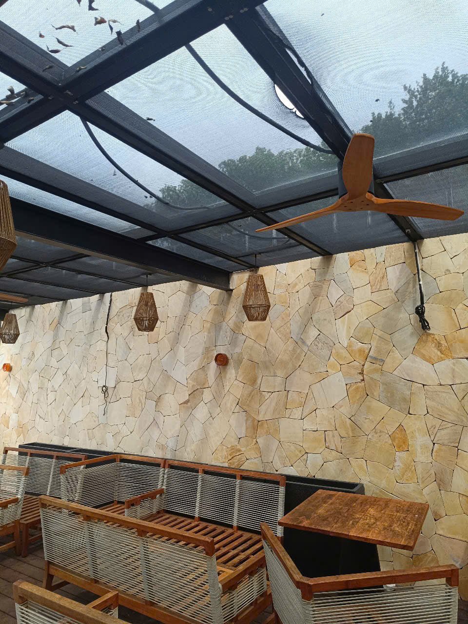 Đá Rối Vàng Quay Trang Trí Ốp Tường Sân Vườn - Daisan Store