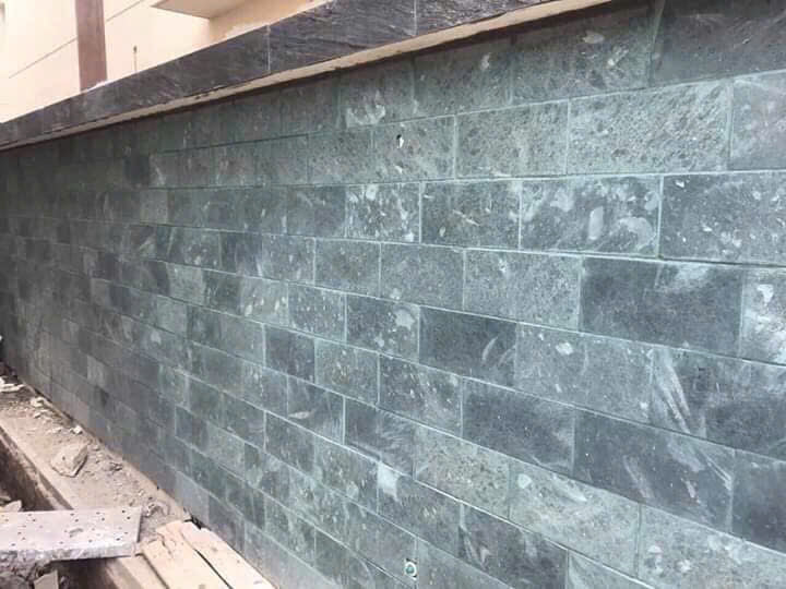 Đá xanh mài vát ốp tường - Daisan Store