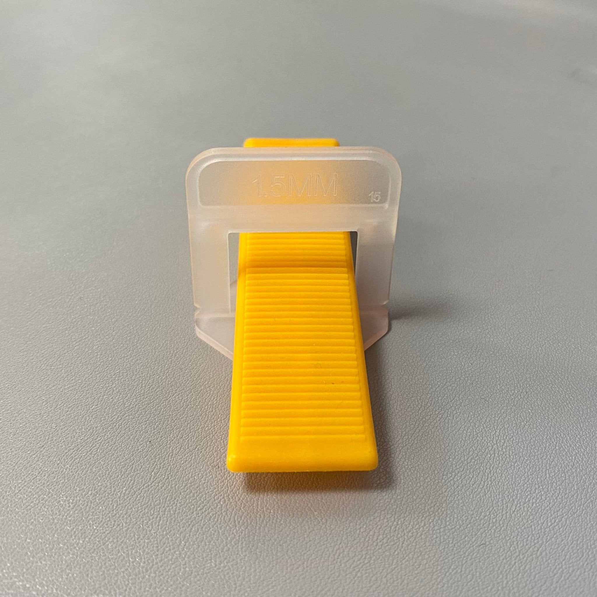 Đệm nhựa cách ly gạch 1.5 mm - Daisan Store